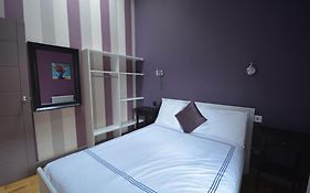 Cheerful 2 Bed Home With Terrace In Central Camden